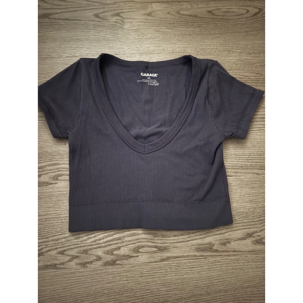 Garage Ribbed Seamless Crop Top V-Neck Short Sleeve Blue Medium Women's Tank - Picture 1 of 3